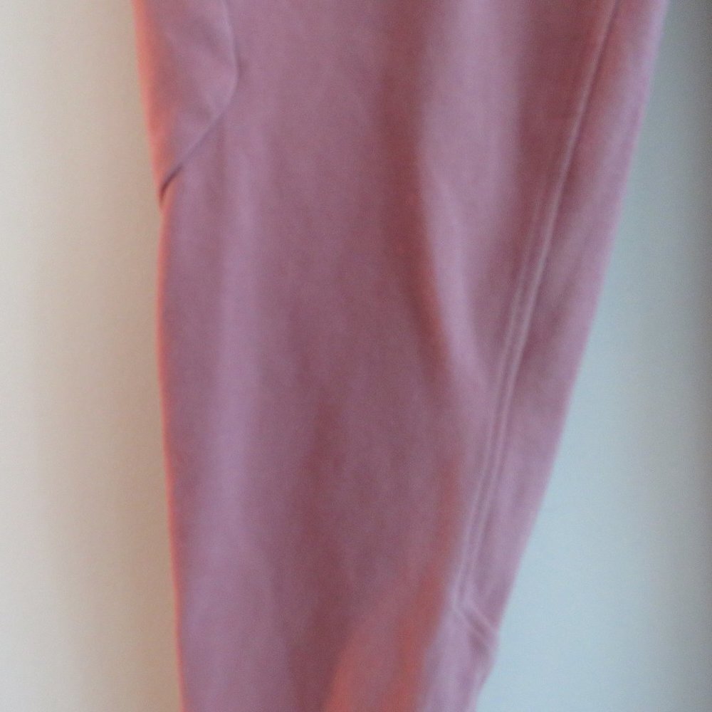 ALPHALETE Identity Joggers in Cranberry Ice Pink - Size S - Picture 9 of 16